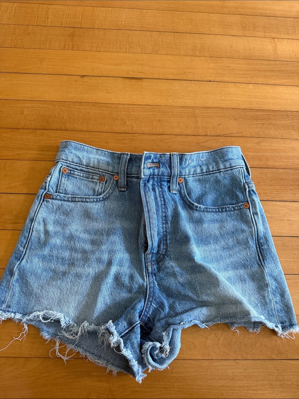 Madewell Light Wash High-Rise Frayed Hem Denim Shorts
